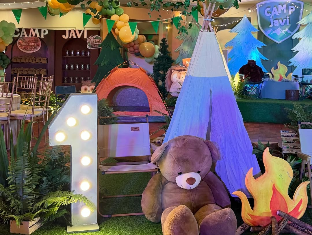 Camping party decor details